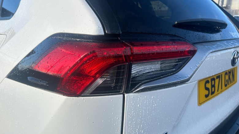 Toyota RAV4 2.5 VVT-i Hybrid Design 5dr CVT 2WD Hybrid Estate